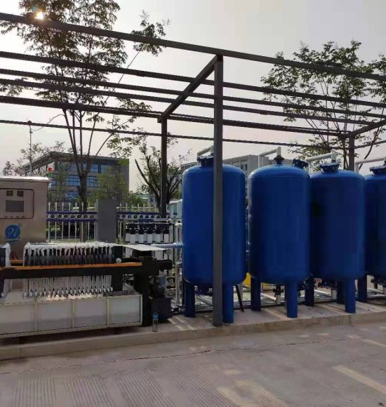 2.4 Máy ép lọc khung bản