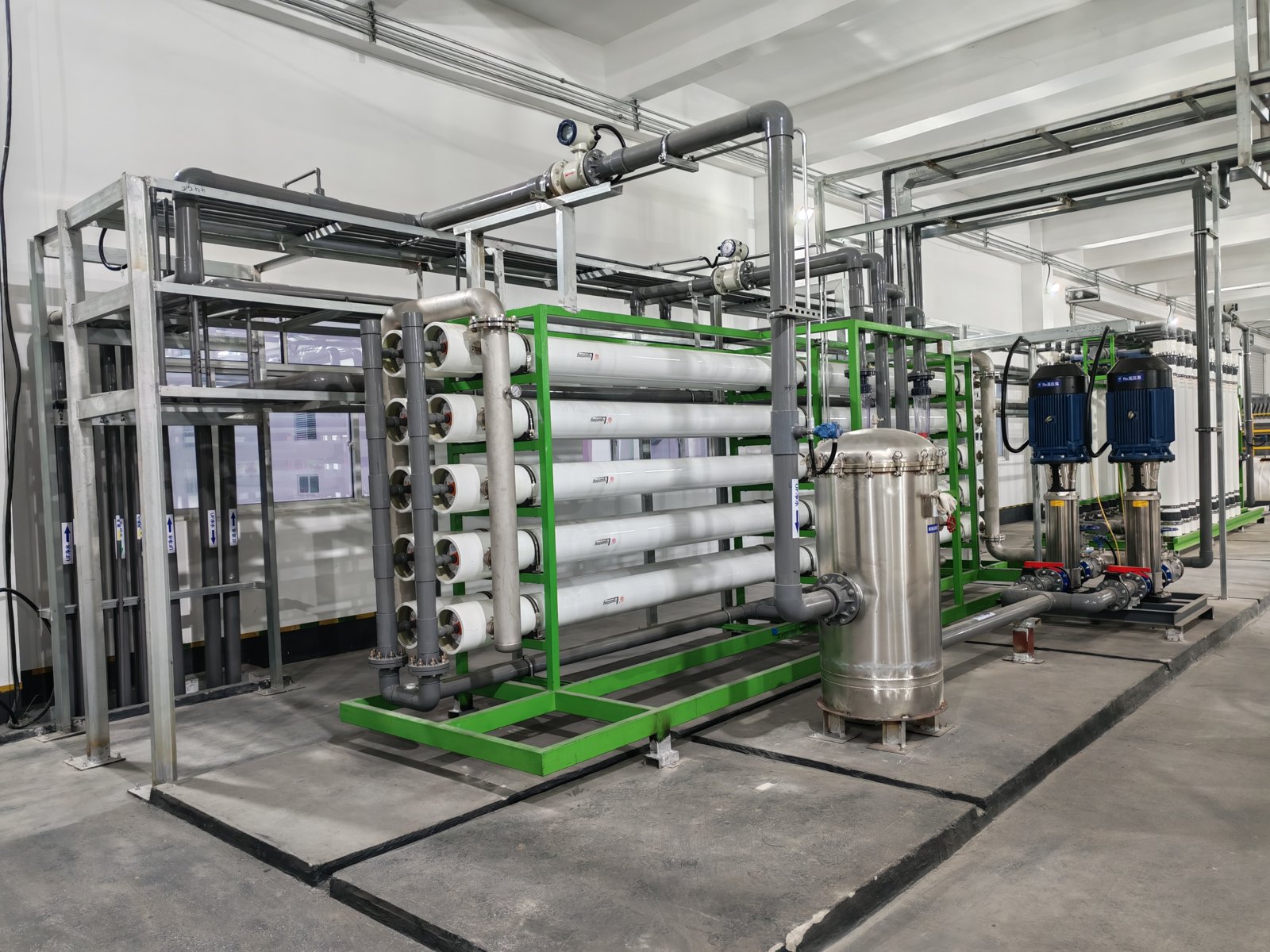 Hệ thống xử lý nước thẩm thấu ngược RO
